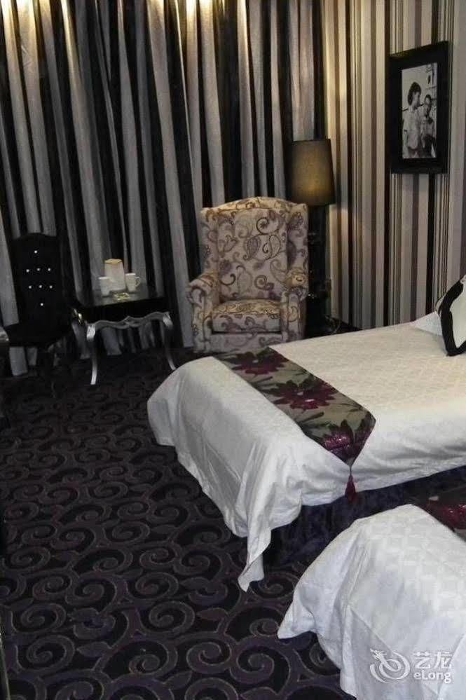 Victoria Hotel Luoyang  Exterior photo